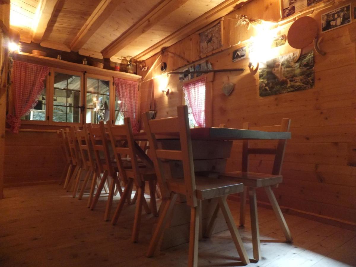 Au Petit Gite Les Paccots Châtel-Saint-Denis Exteriör bild